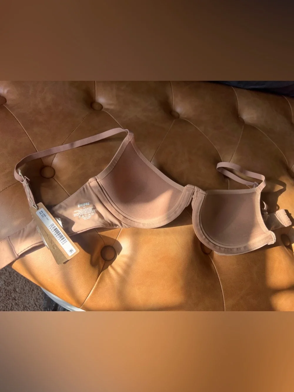 SKIMS Light Nude T-Shirt Bra - Picture 2 of 3
